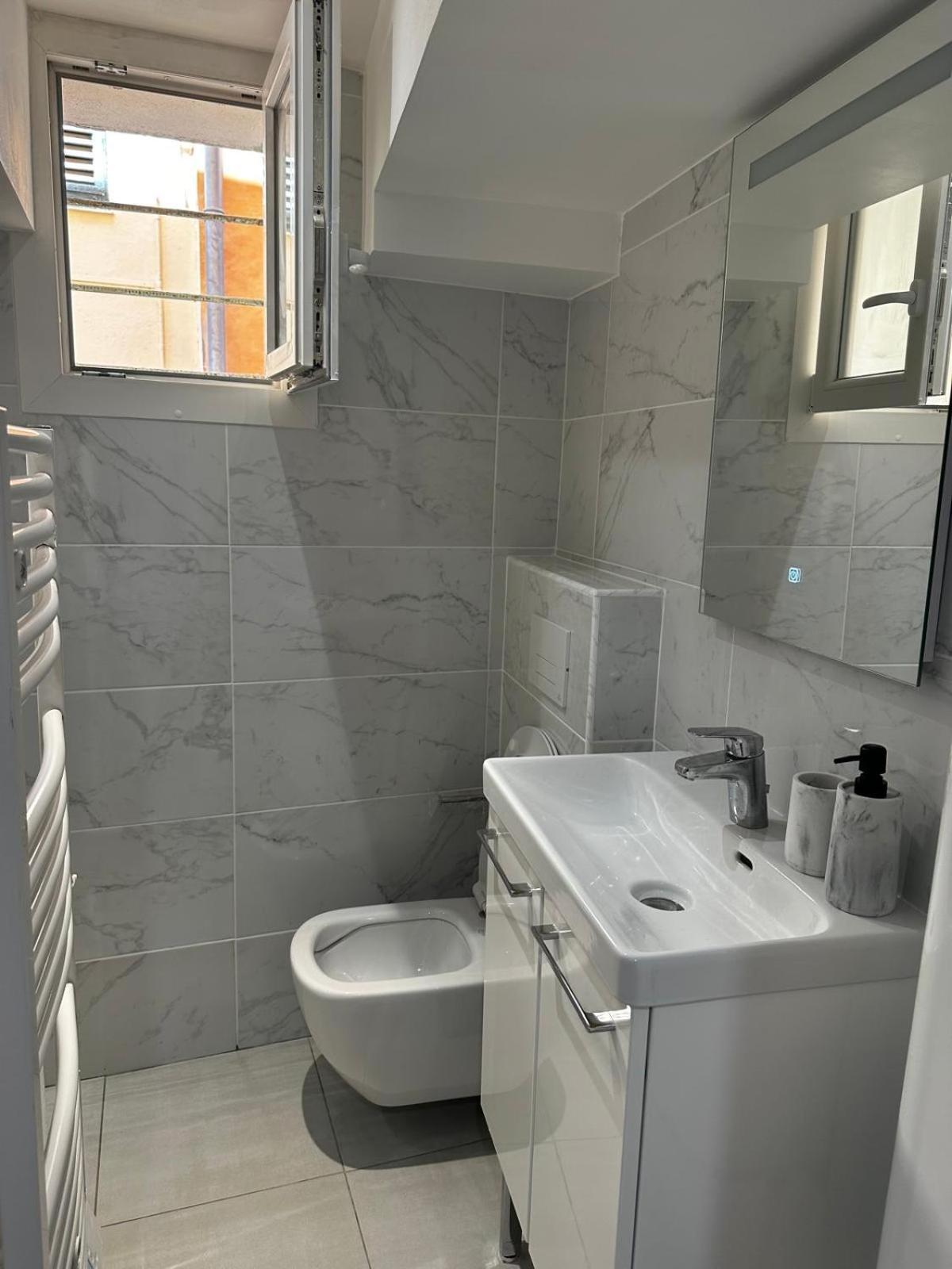 Ferienwohnung F2 Quartier Des Arts St Raphael Saint-Raphaël Exterior foto